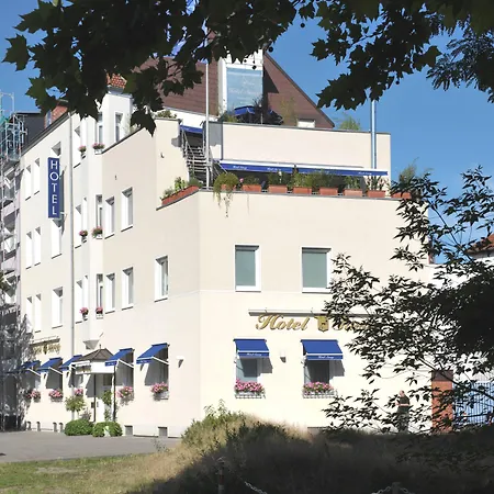 Savoy 4*